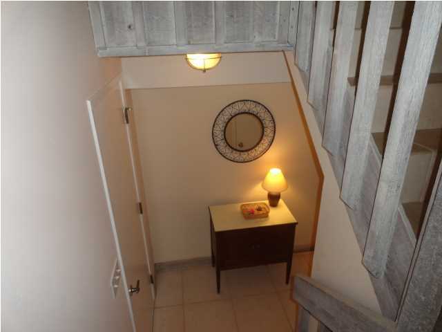 VIEW T/H THE - Residential