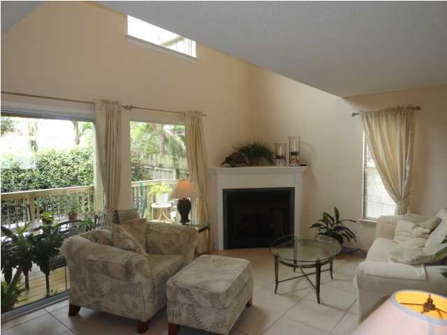 VIEW T/H THE - Residential