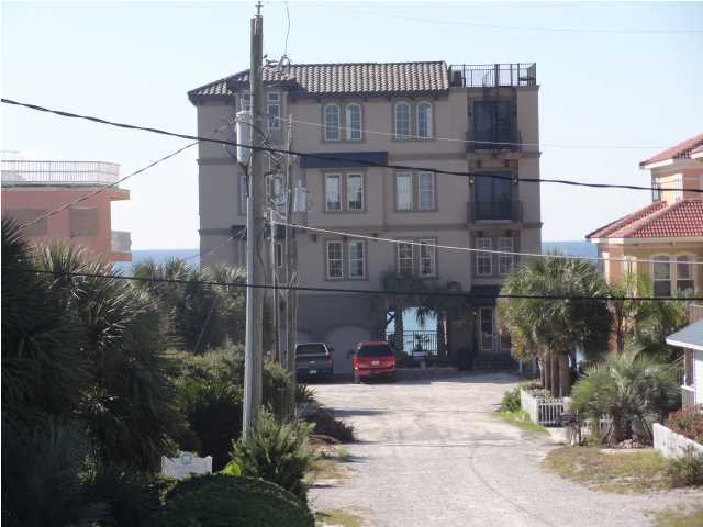 VIEW T/H THE - Residential