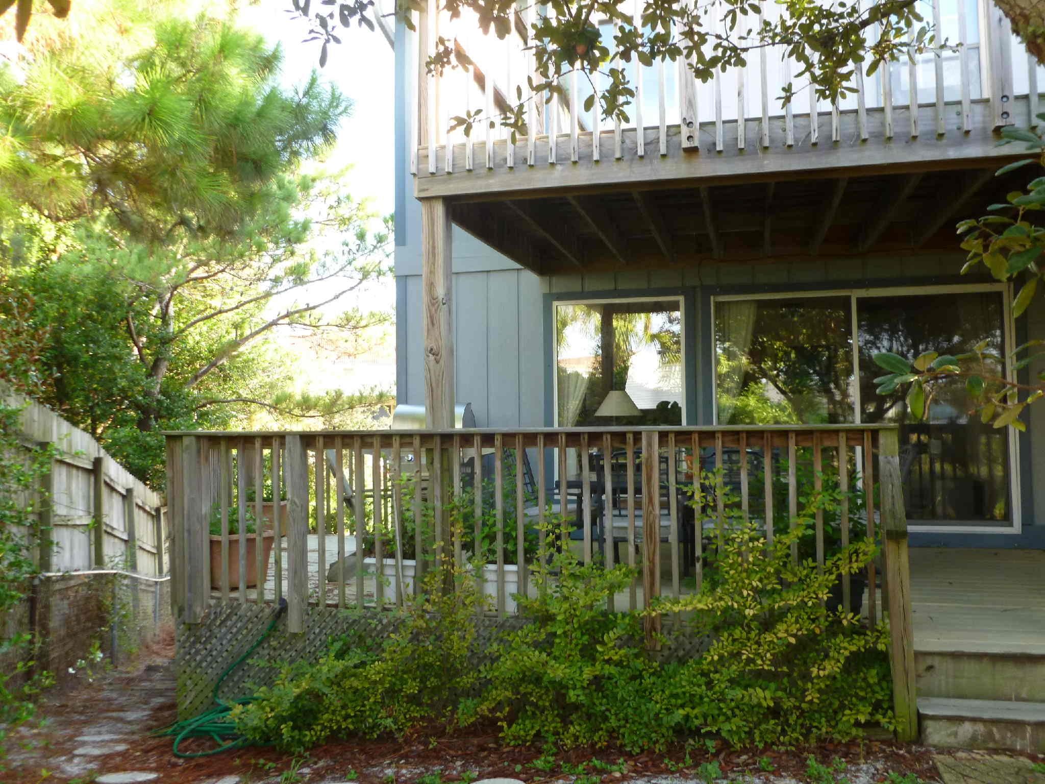 VIEW T/H THE - Residential