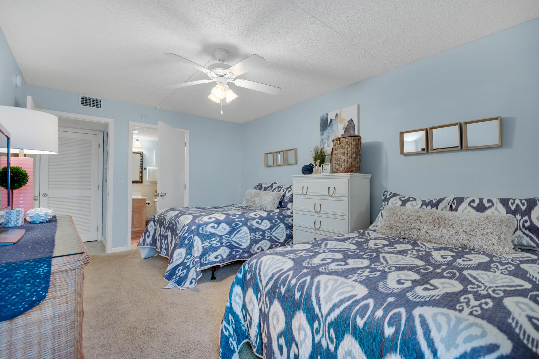 ISLAND ECHO CONDO - Residential