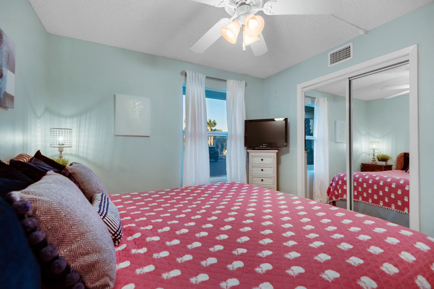 ISLAND ECHO CONDO - Residential