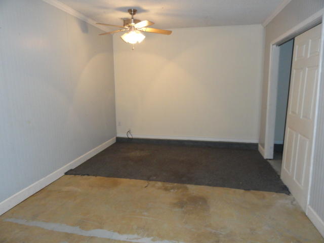 AUBURN ACRES - Residential