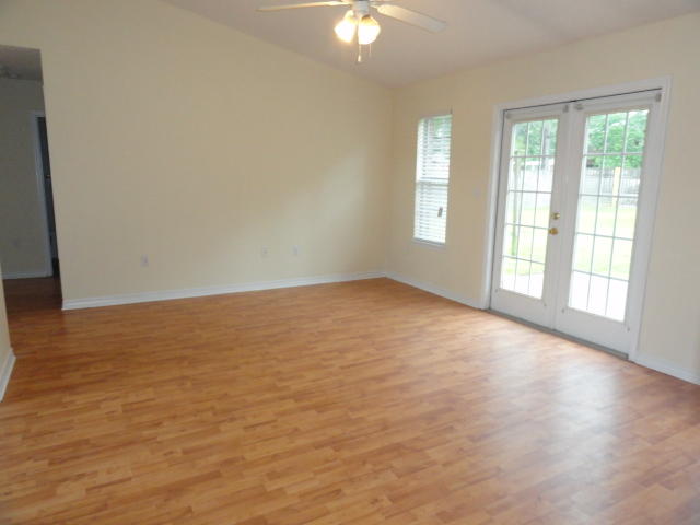 AUBURN ACRES - Residential