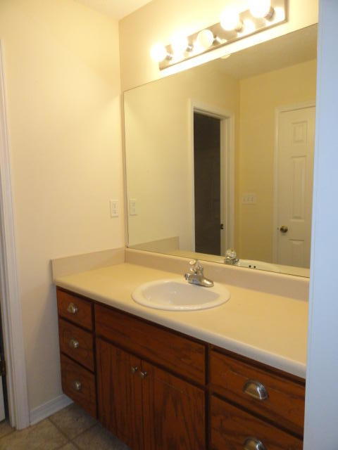 AUBURN ACRES - Residential