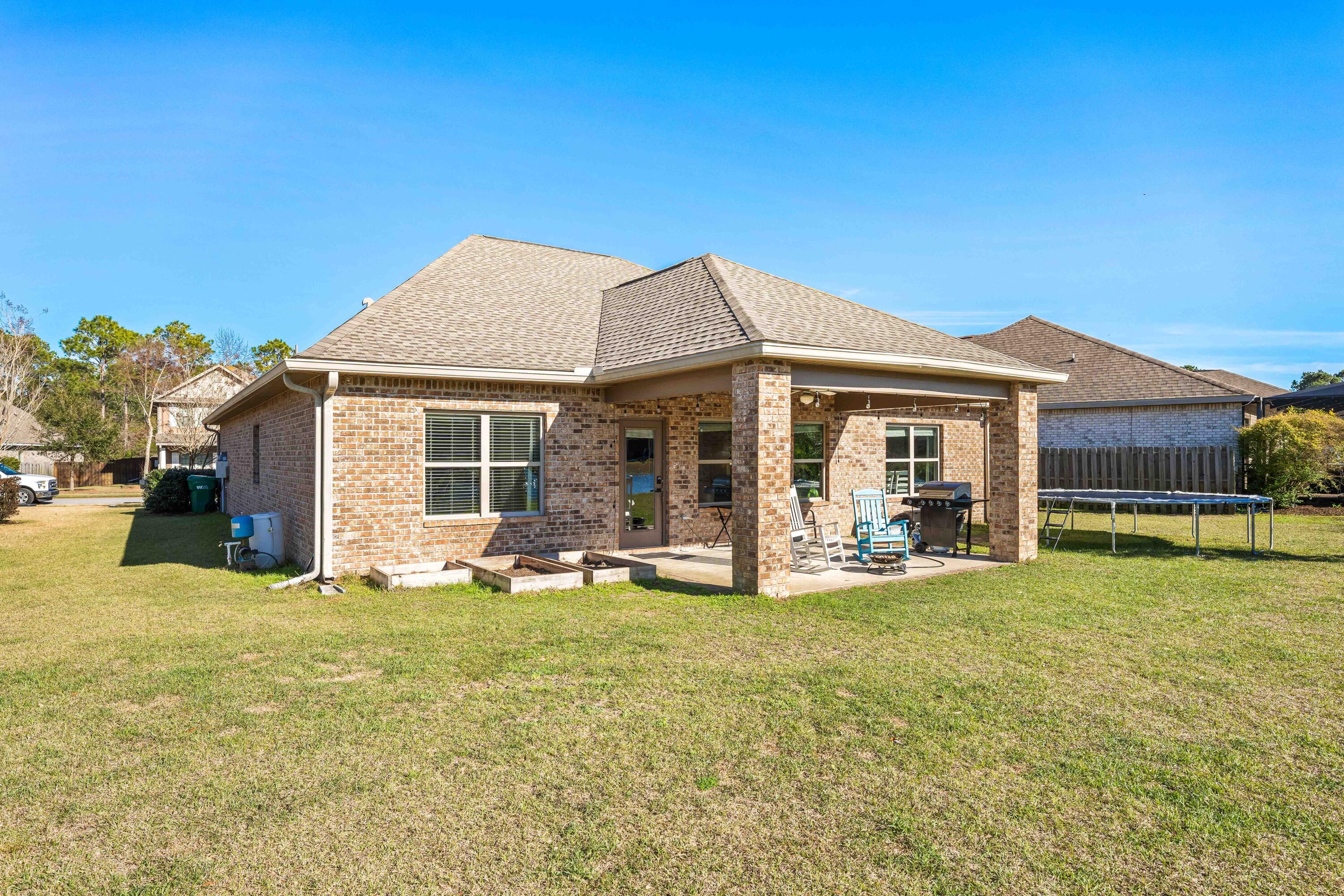 HAMMOCK BAY - Residential Lease