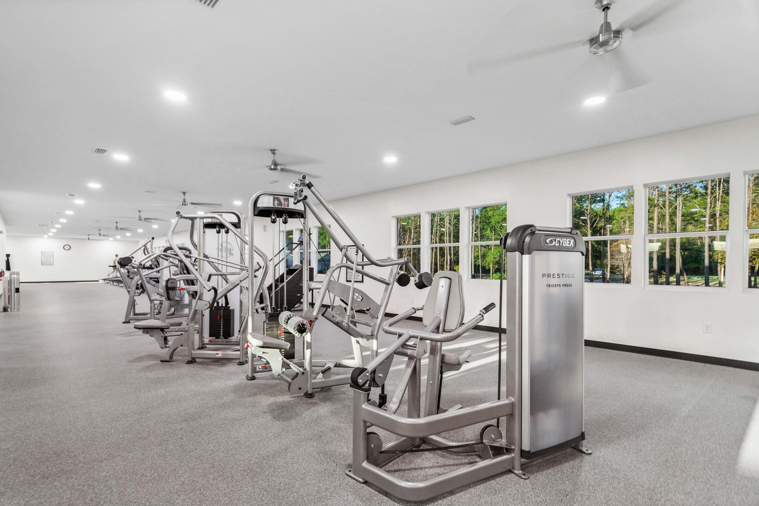 HAMMOCK BAY - Residential Lease