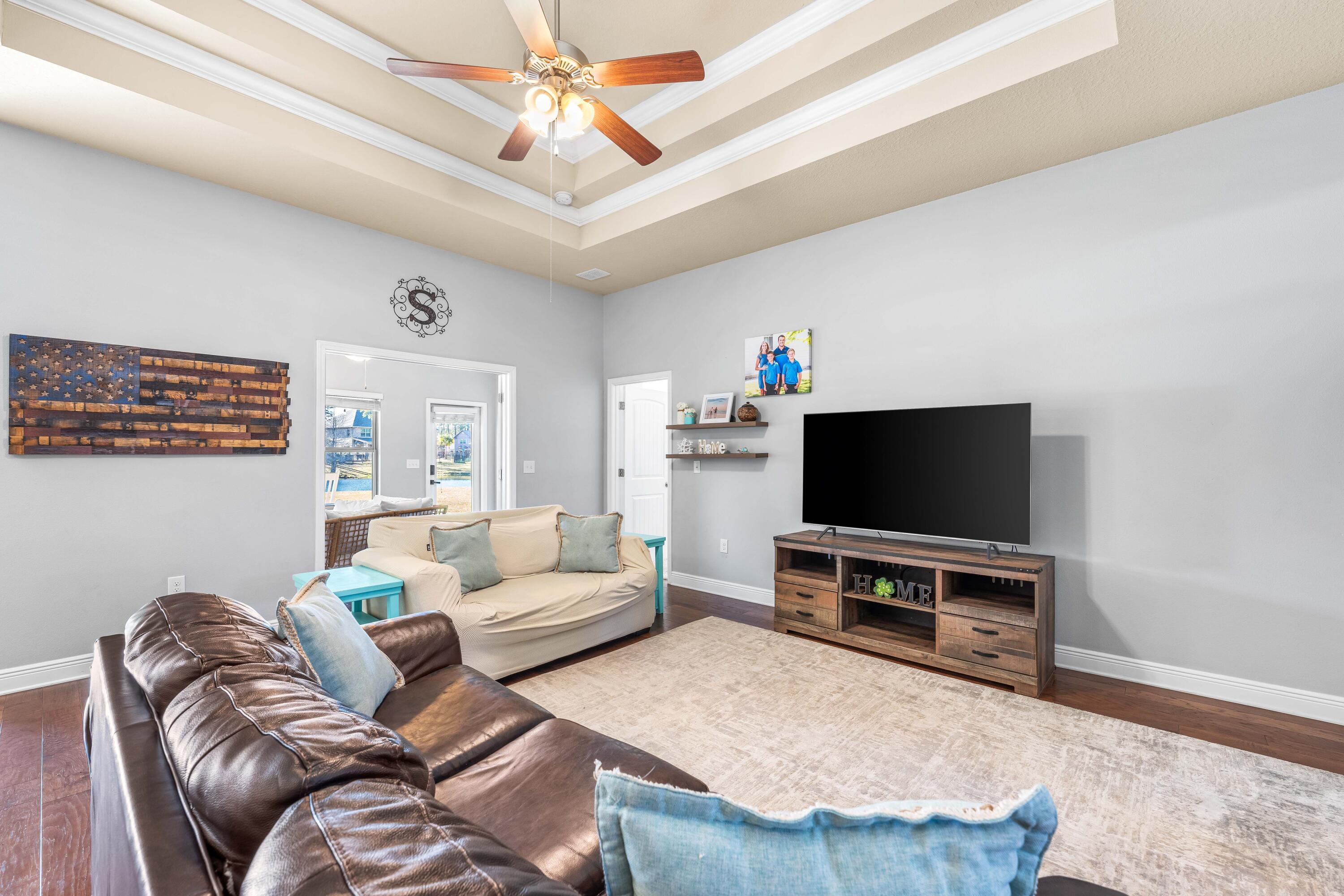 HAMMOCK BAY - Residential Lease