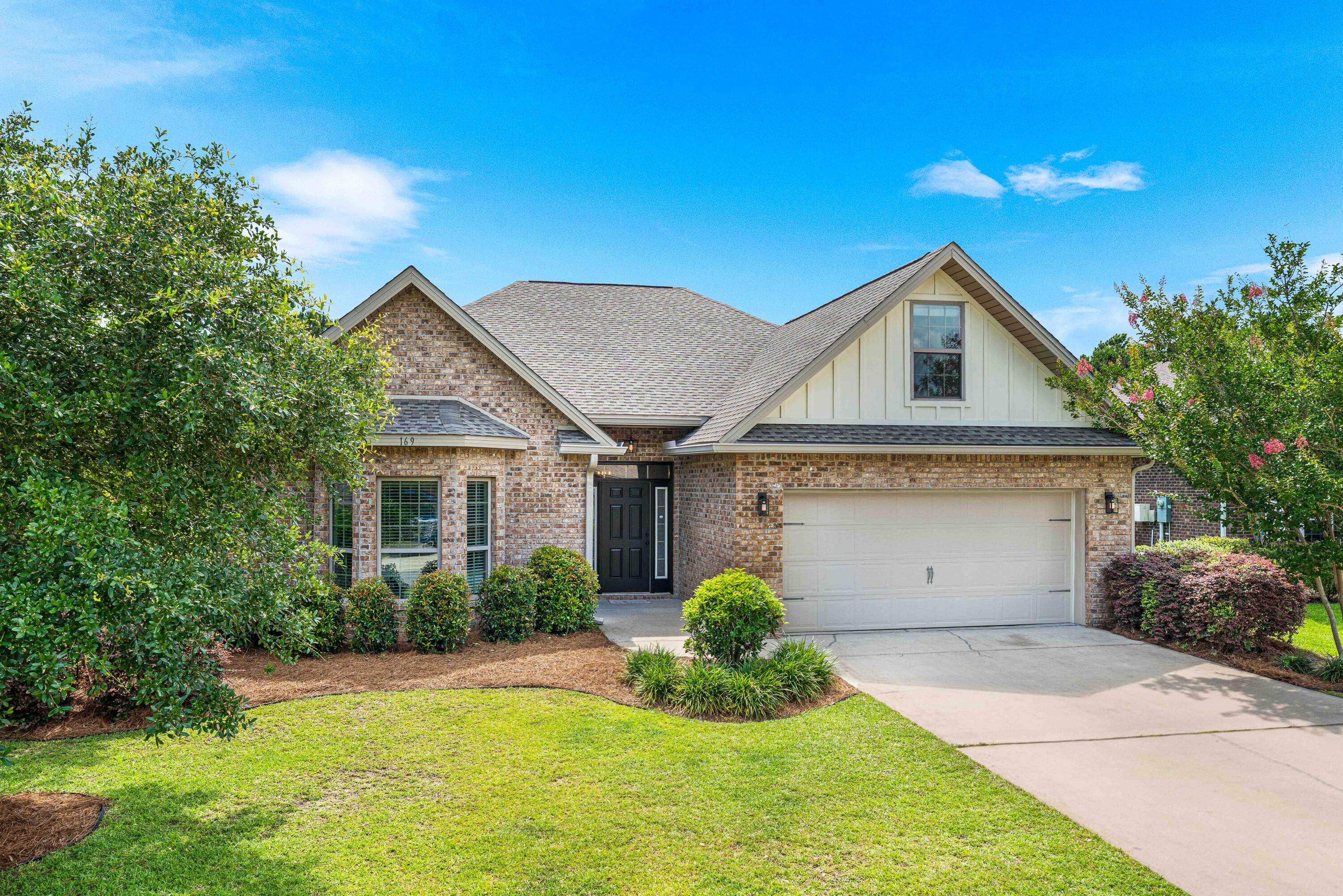 HAMMOCK BAY - Residential Lease