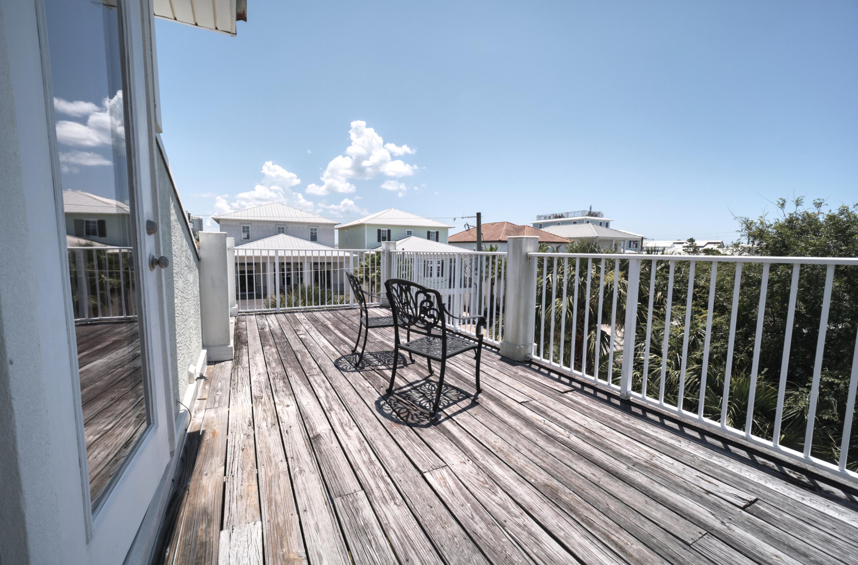 FRANGISTA BEACH 1ST ADDN - Residential