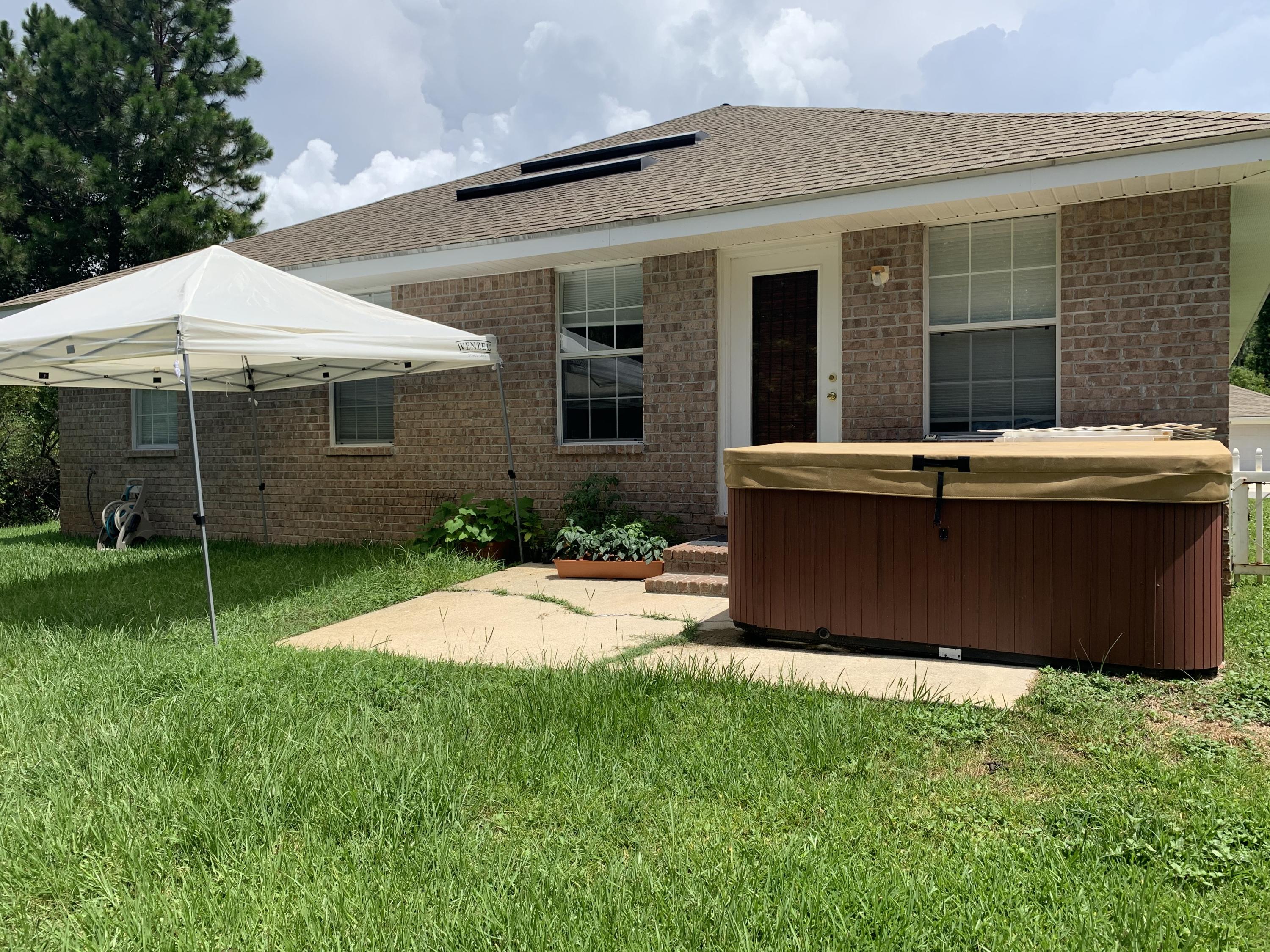 MARSH HARBOR - Residential