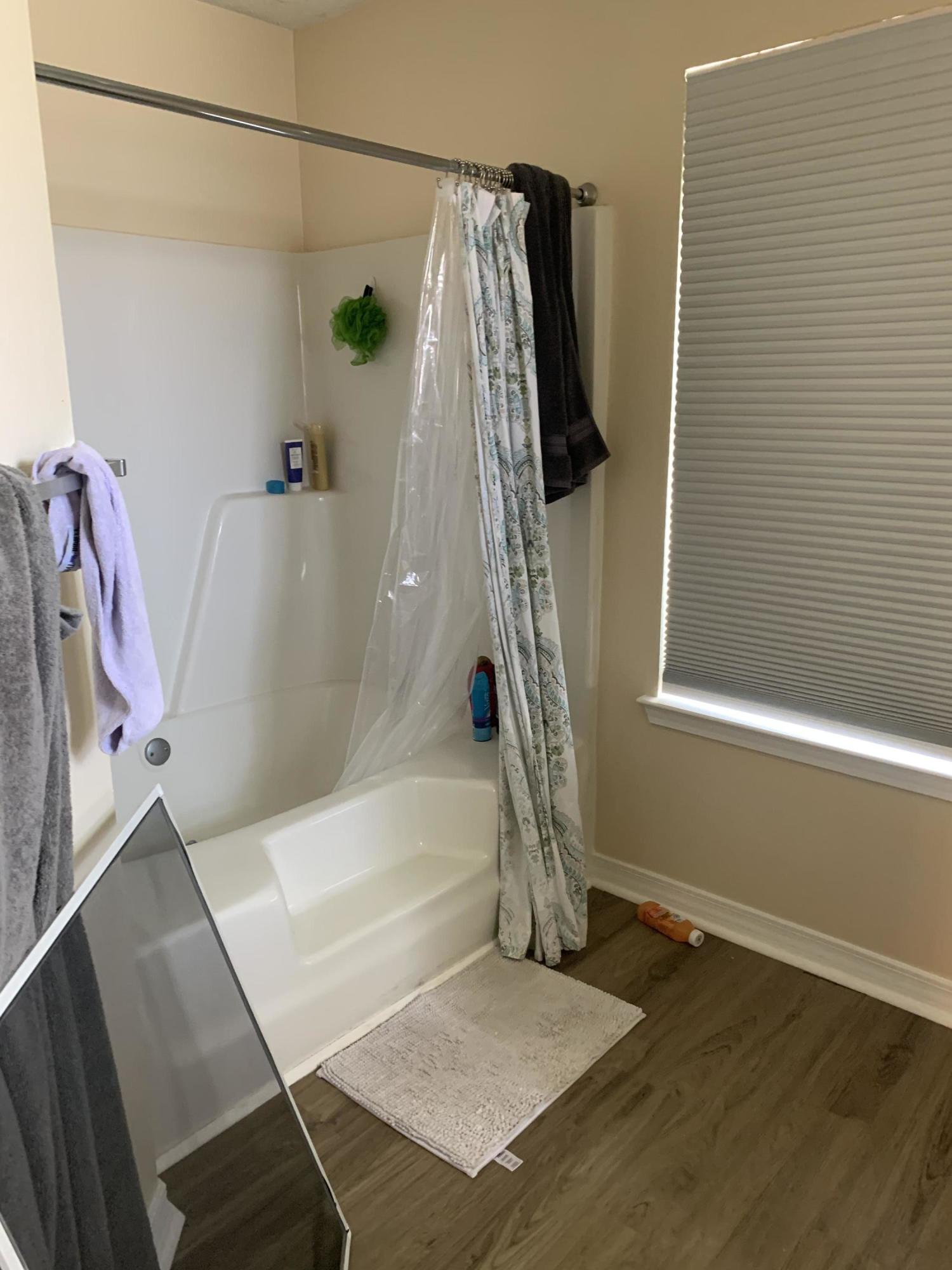 MARSH HARBOR - Residential