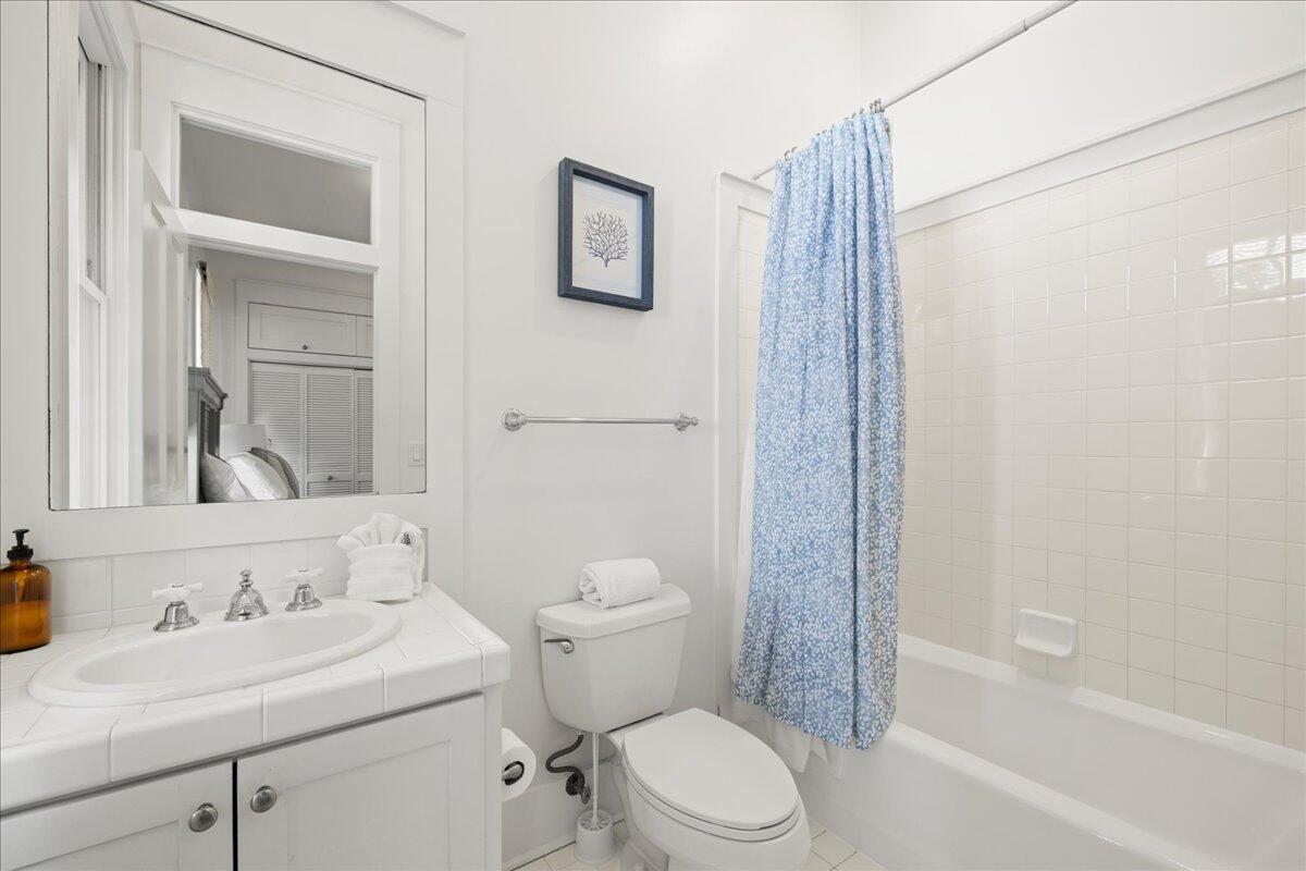 FRANGISTA BEACH 1ST ADDN - Residential