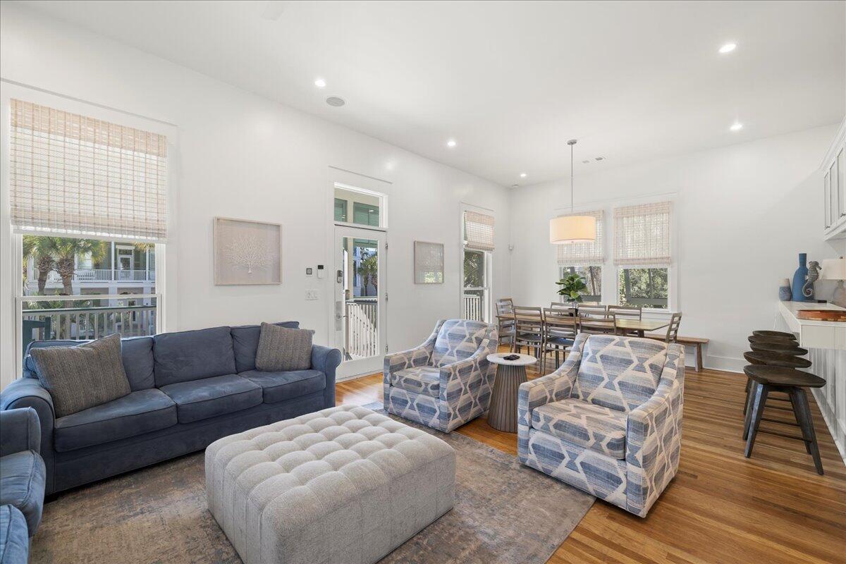 FRANGISTA BEACH 1ST ADDN - Residential