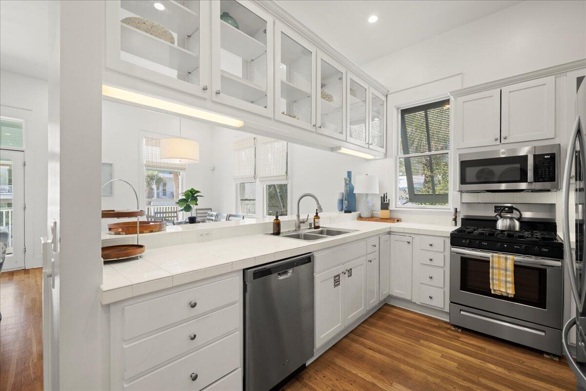 FRANGISTA BEACH 1ST ADDN - Residential