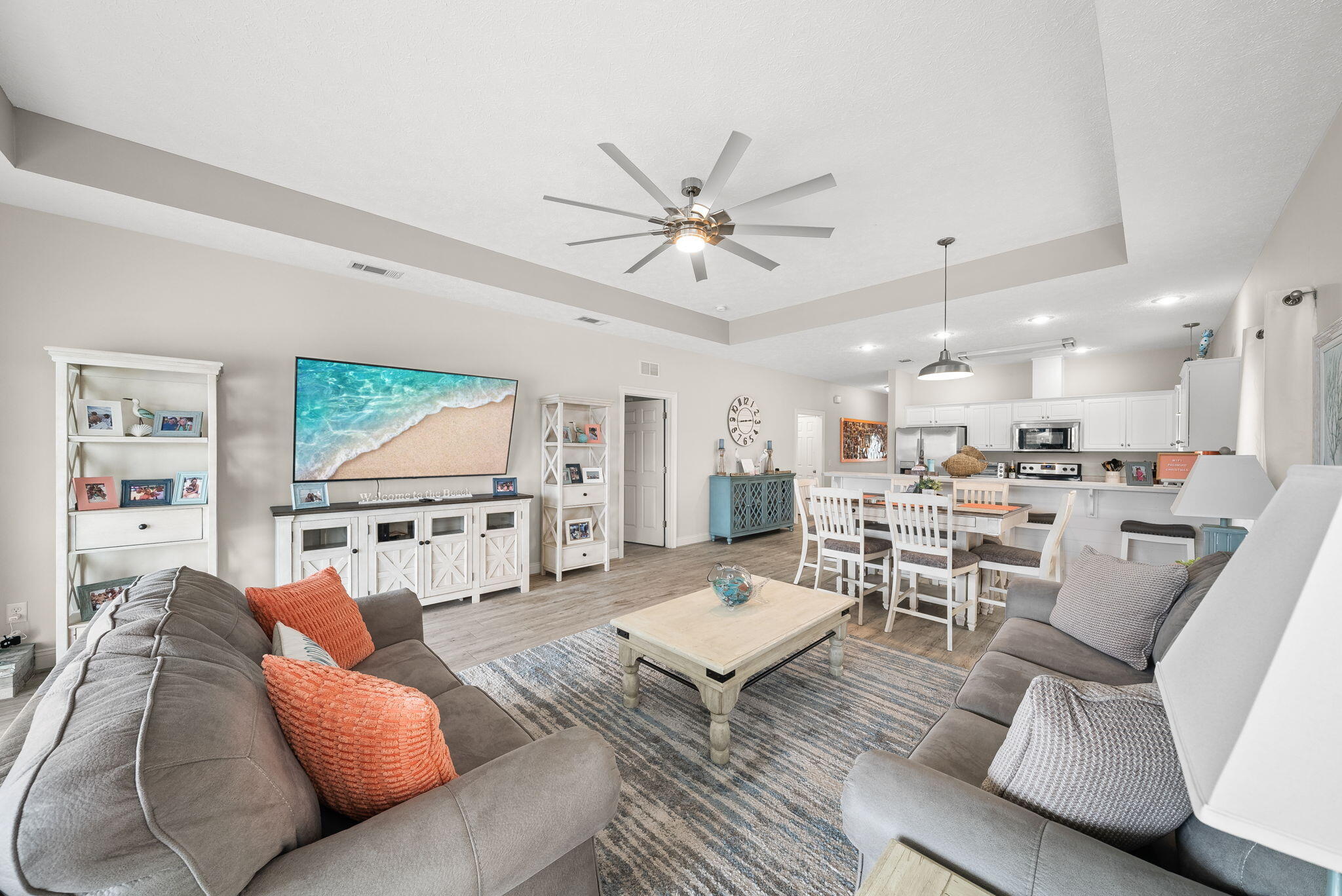 HOLIDAY BEACH UNIT 11 - Residential