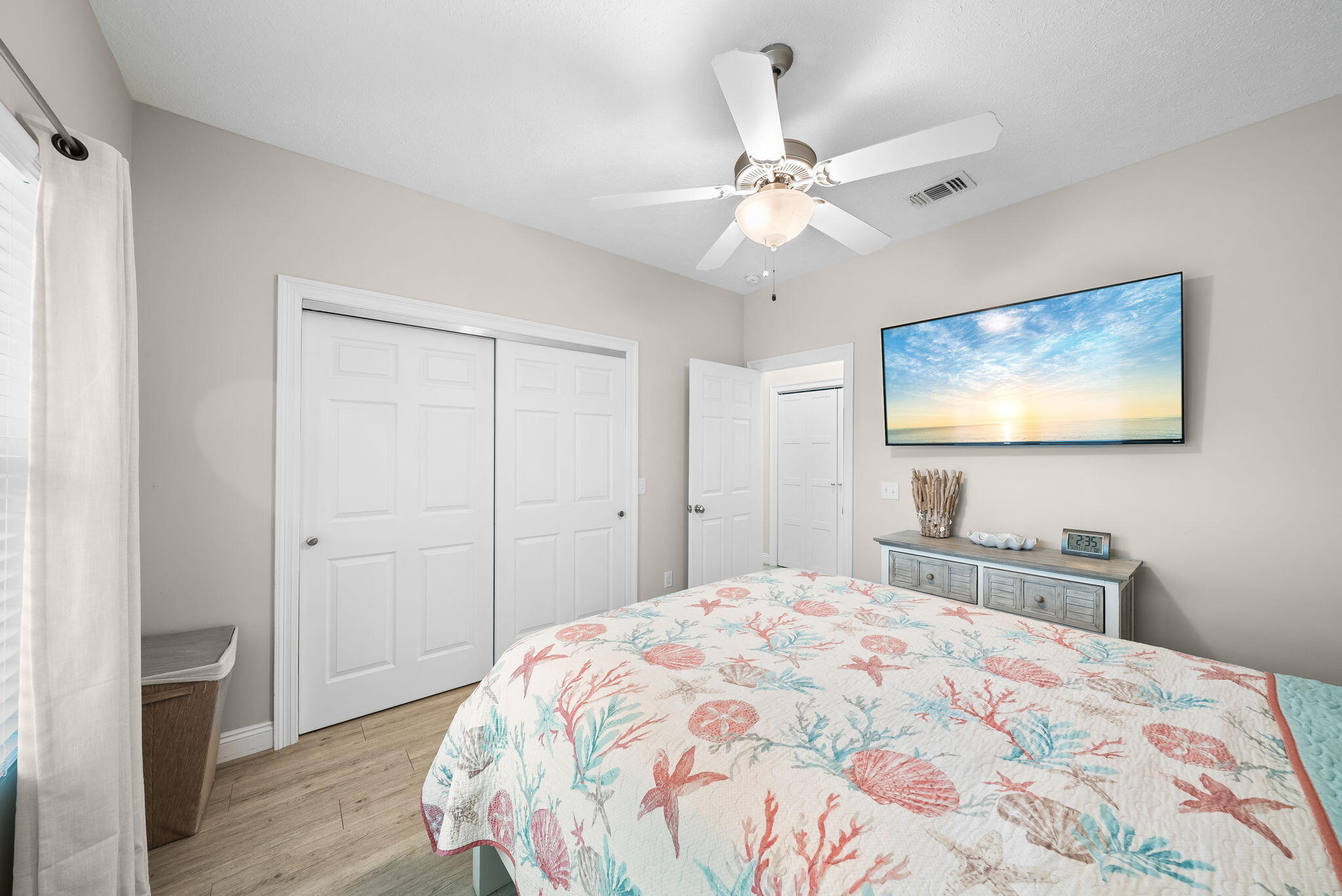 HOLIDAY BEACH UNIT 11 - Residential