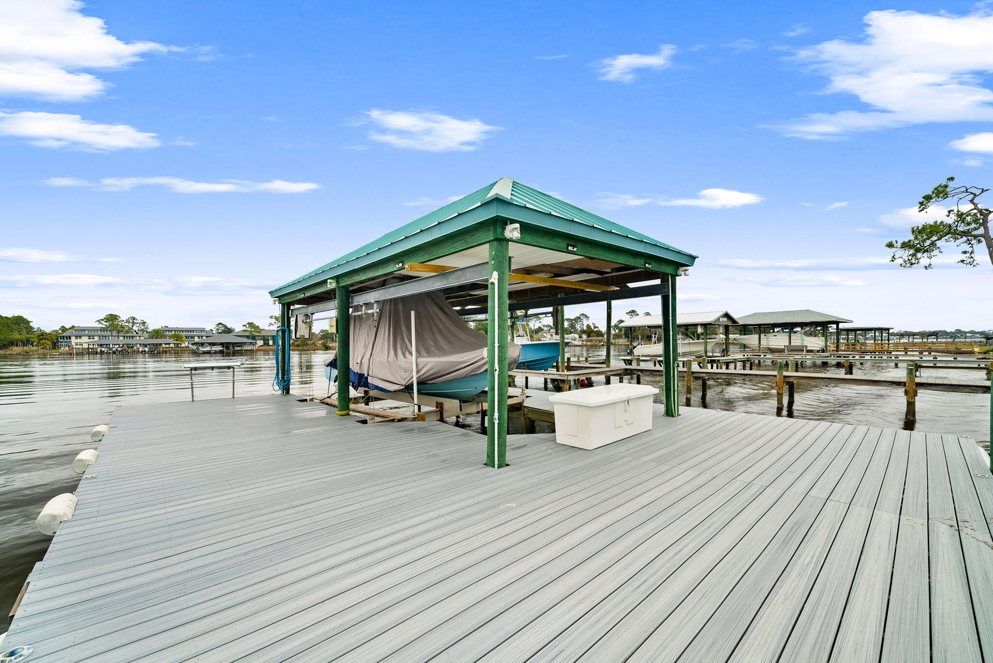 HOLIDAY BEACH UNIT 11 - Residential