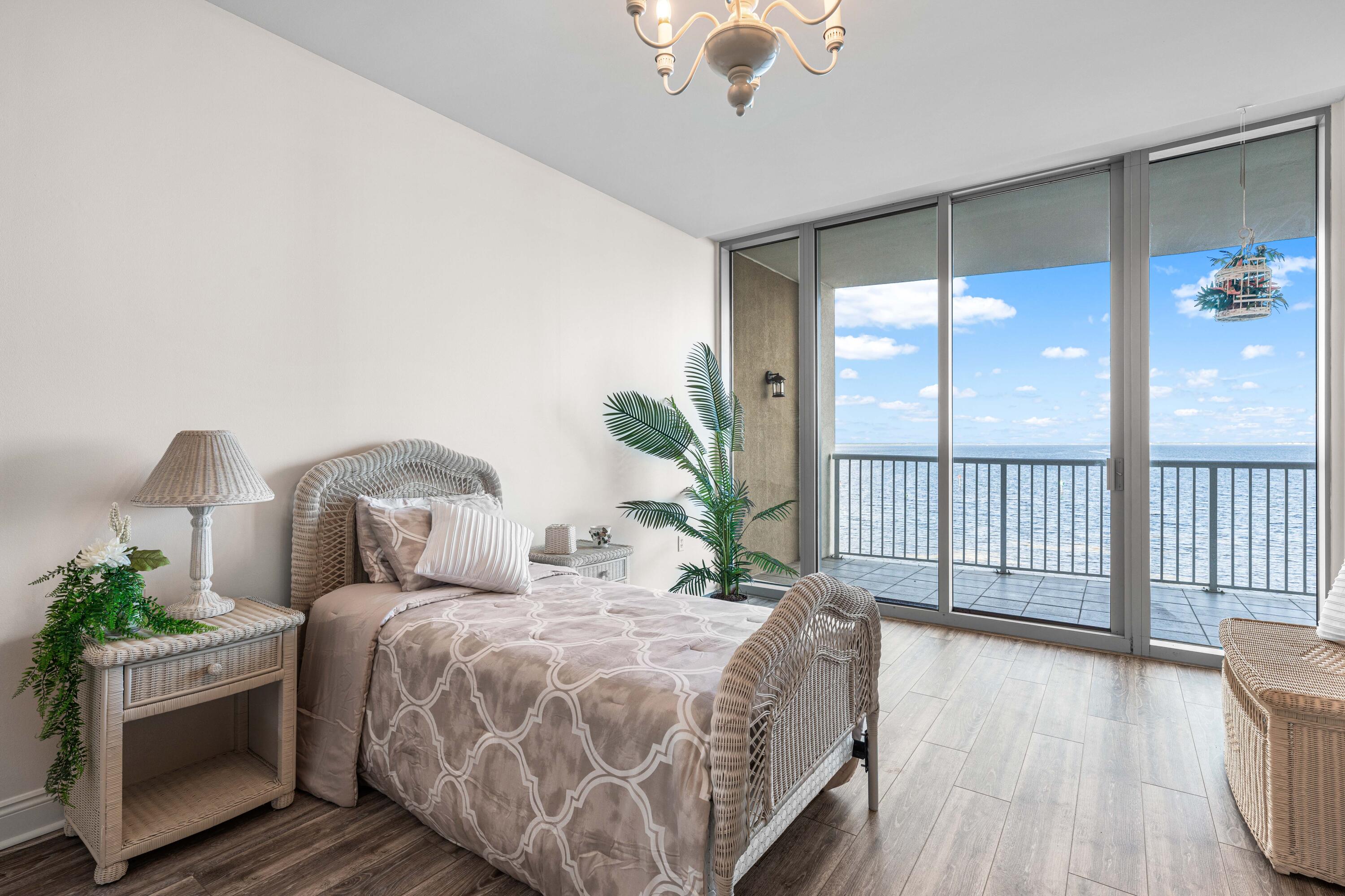 Marina Landing - Residential