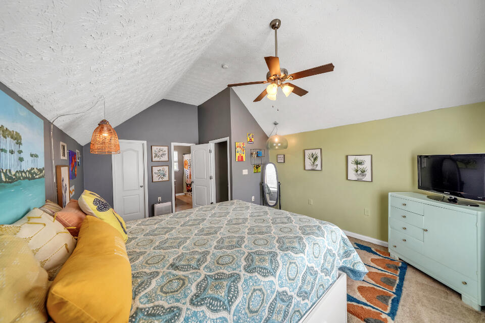 BRANDON OAKS 2ND ADD - Residential