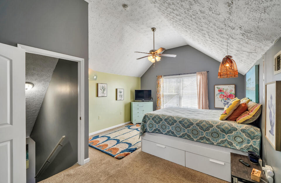 BRANDON OAKS 2ND ADD - Residential