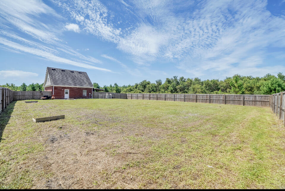 BRANDON OAKS 2ND ADD - Residential