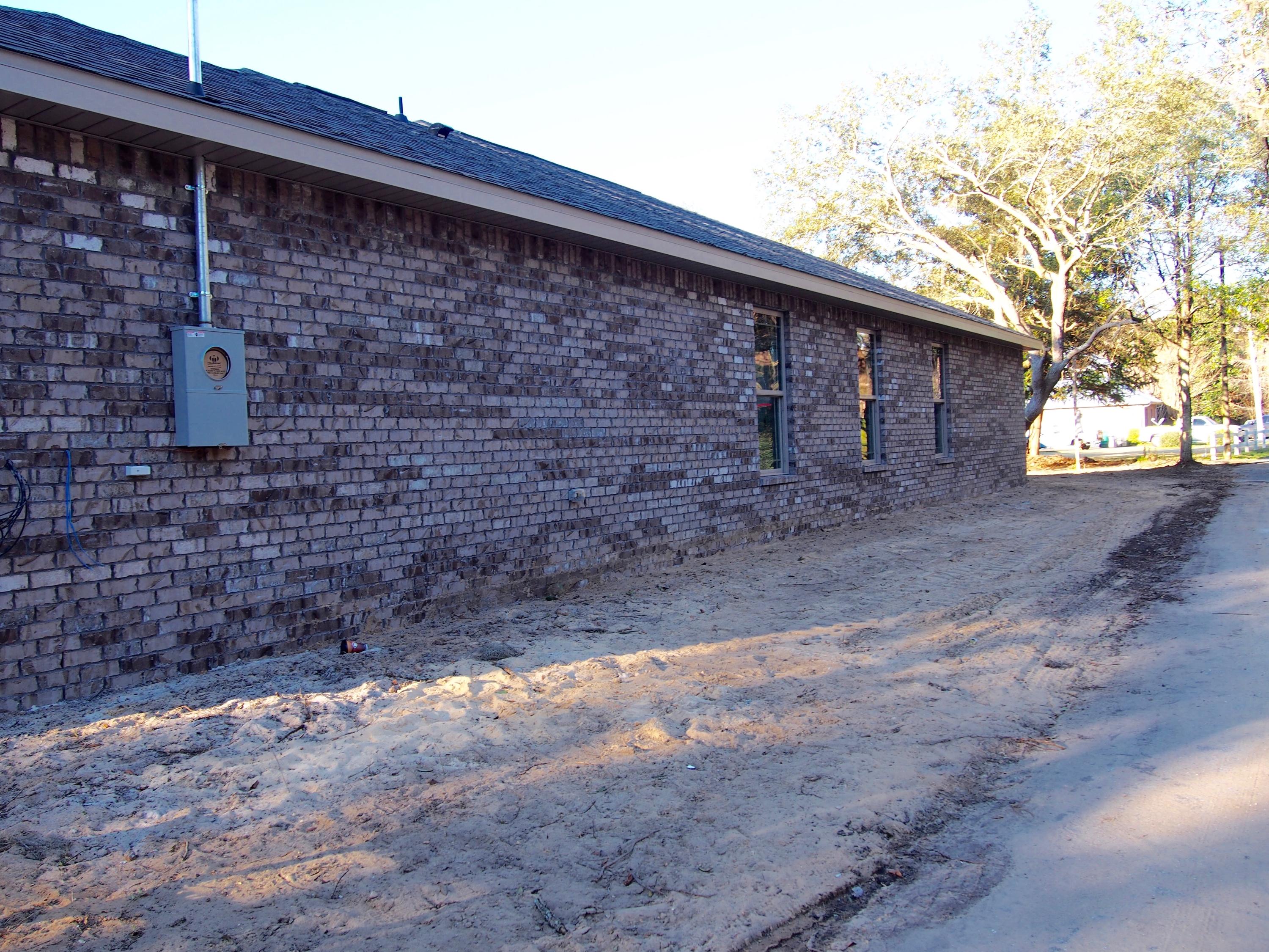 TOM BARROW - Residential