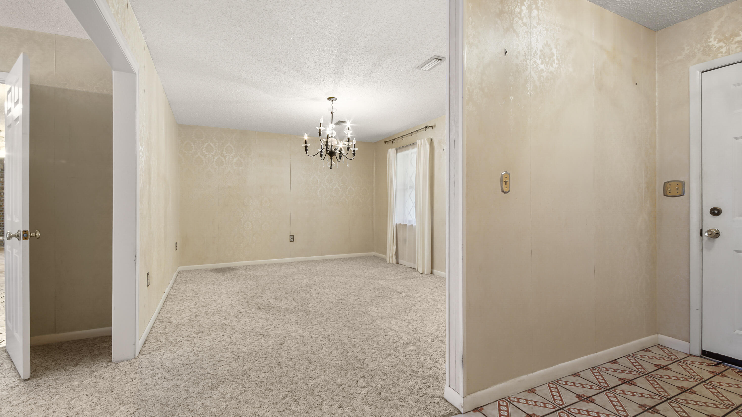 LAKE JUNIPER ESTATES UNIT 3 - Residential