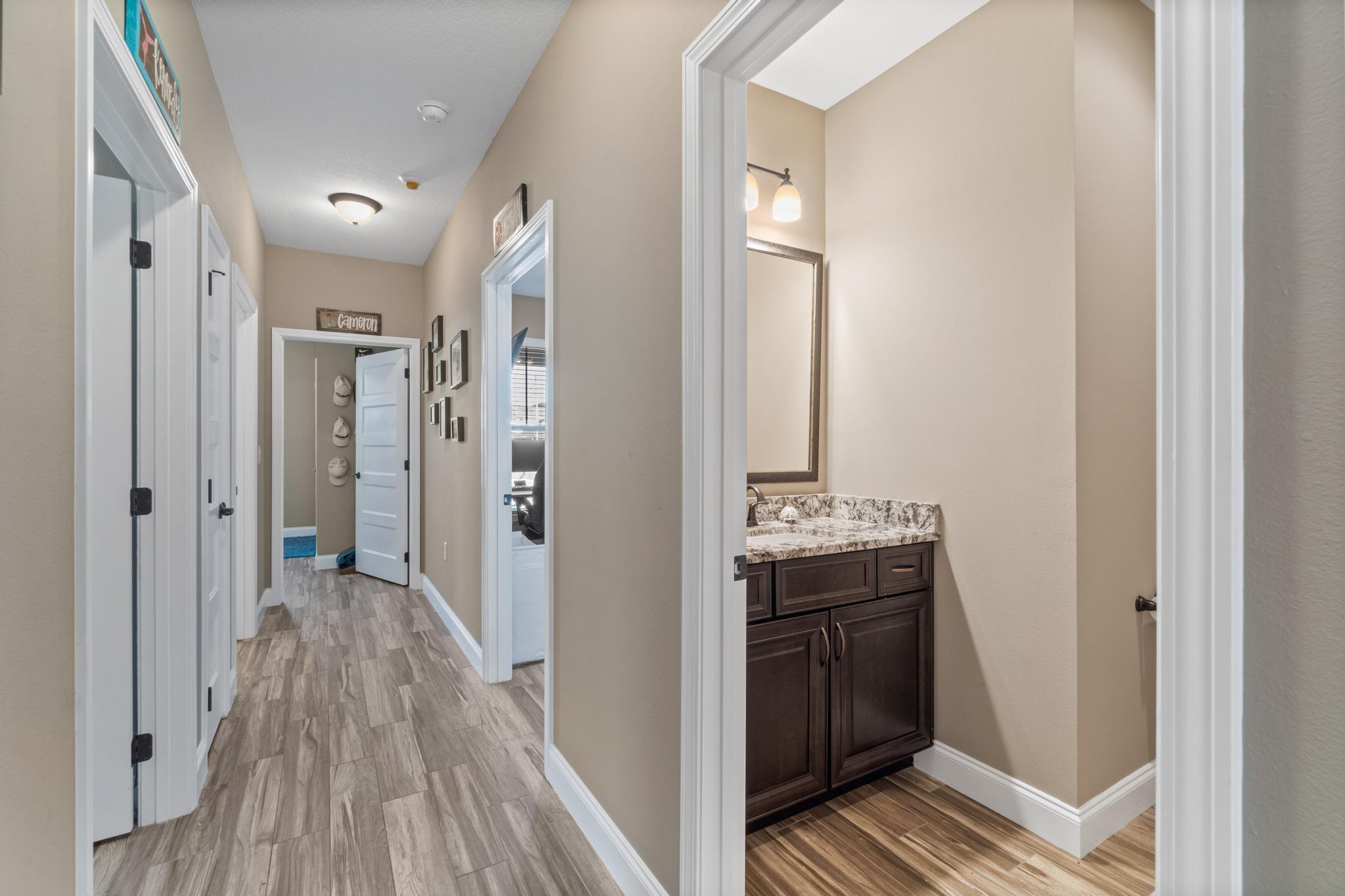 WATKINS COVE - Residential