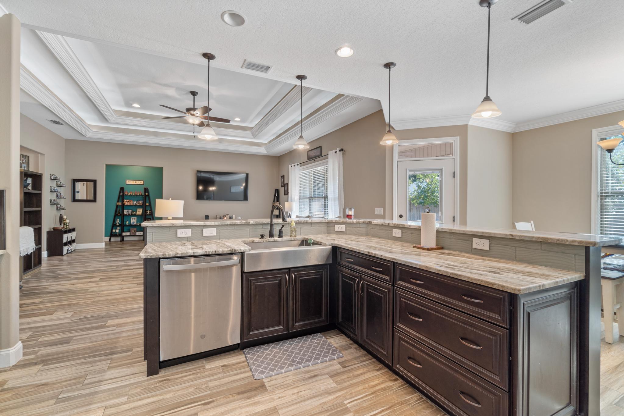 WATKINS COVE - Residential