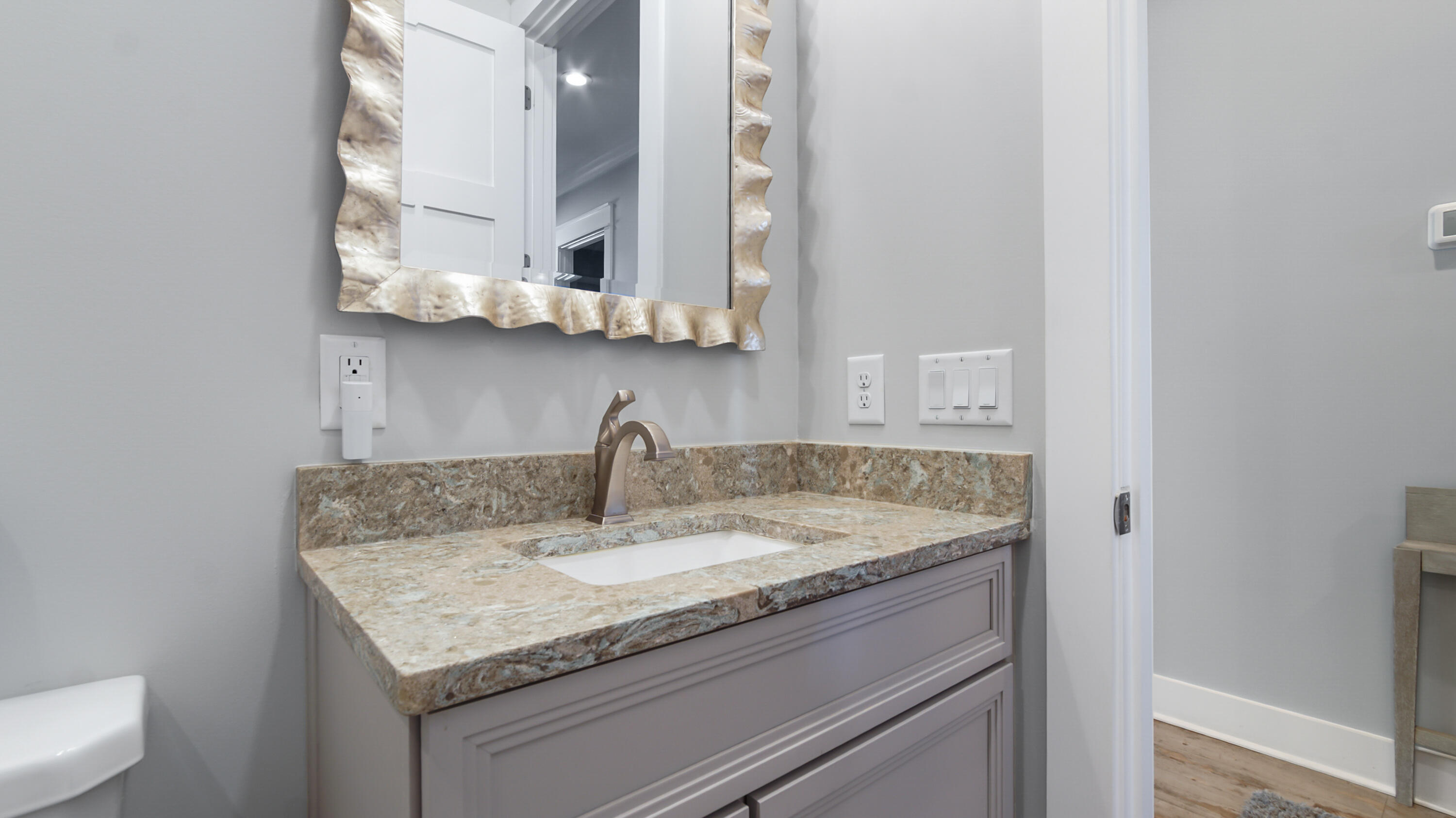 BEL AIR - Residential