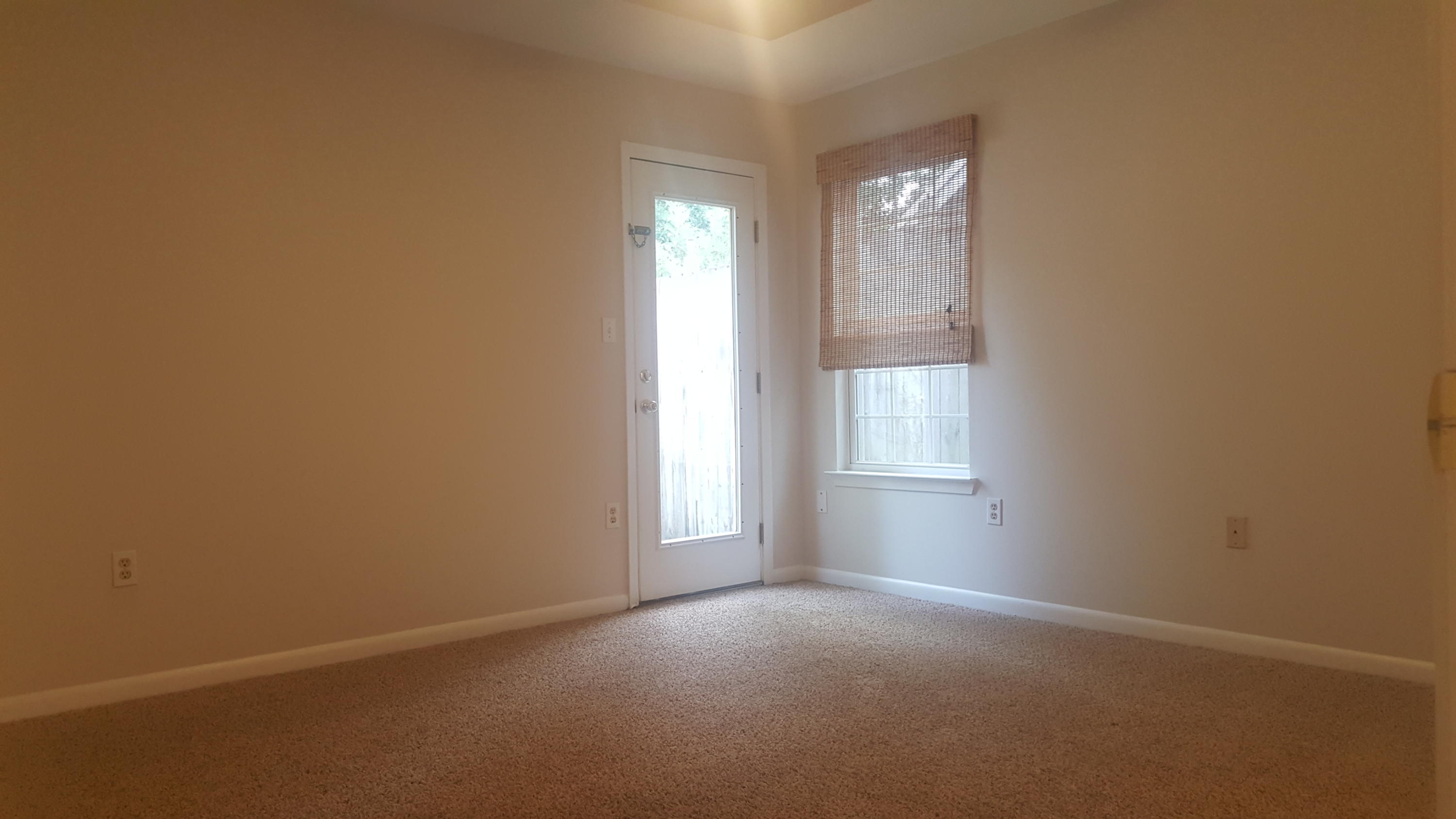 SADDLE CREEK - Residential