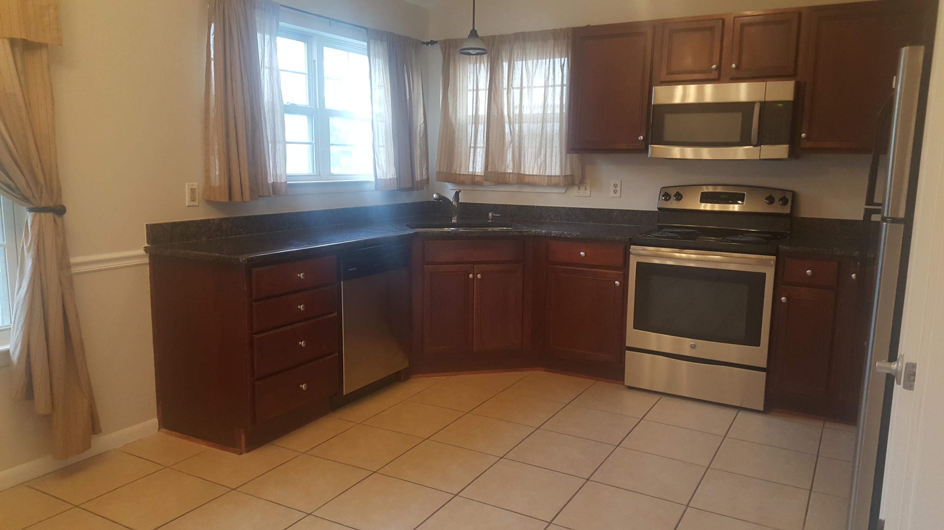 SADDLE CREEK - Residential