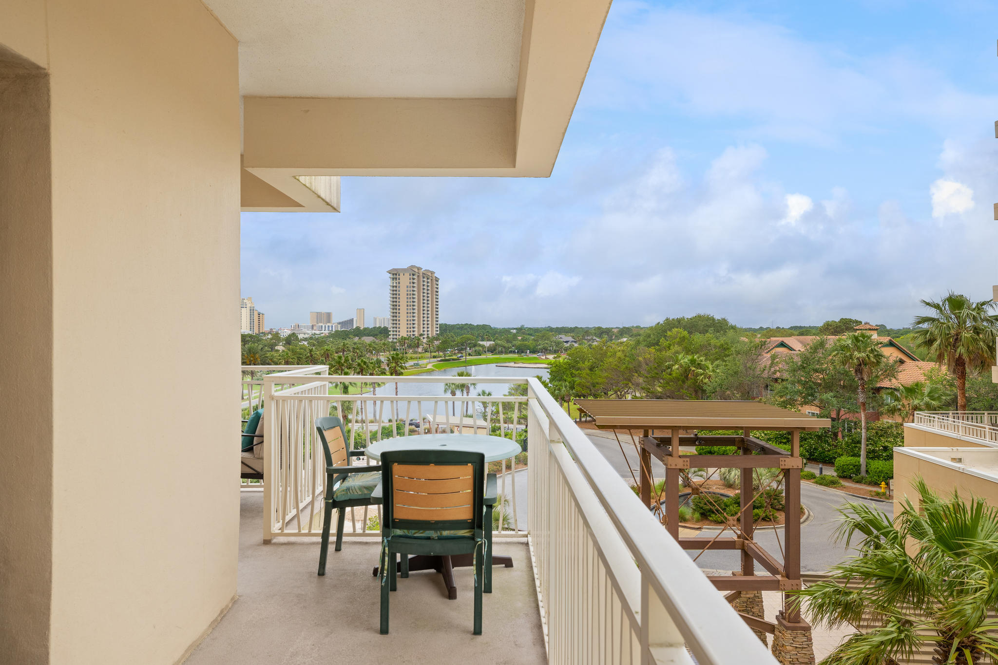 LUAU II - Residential
