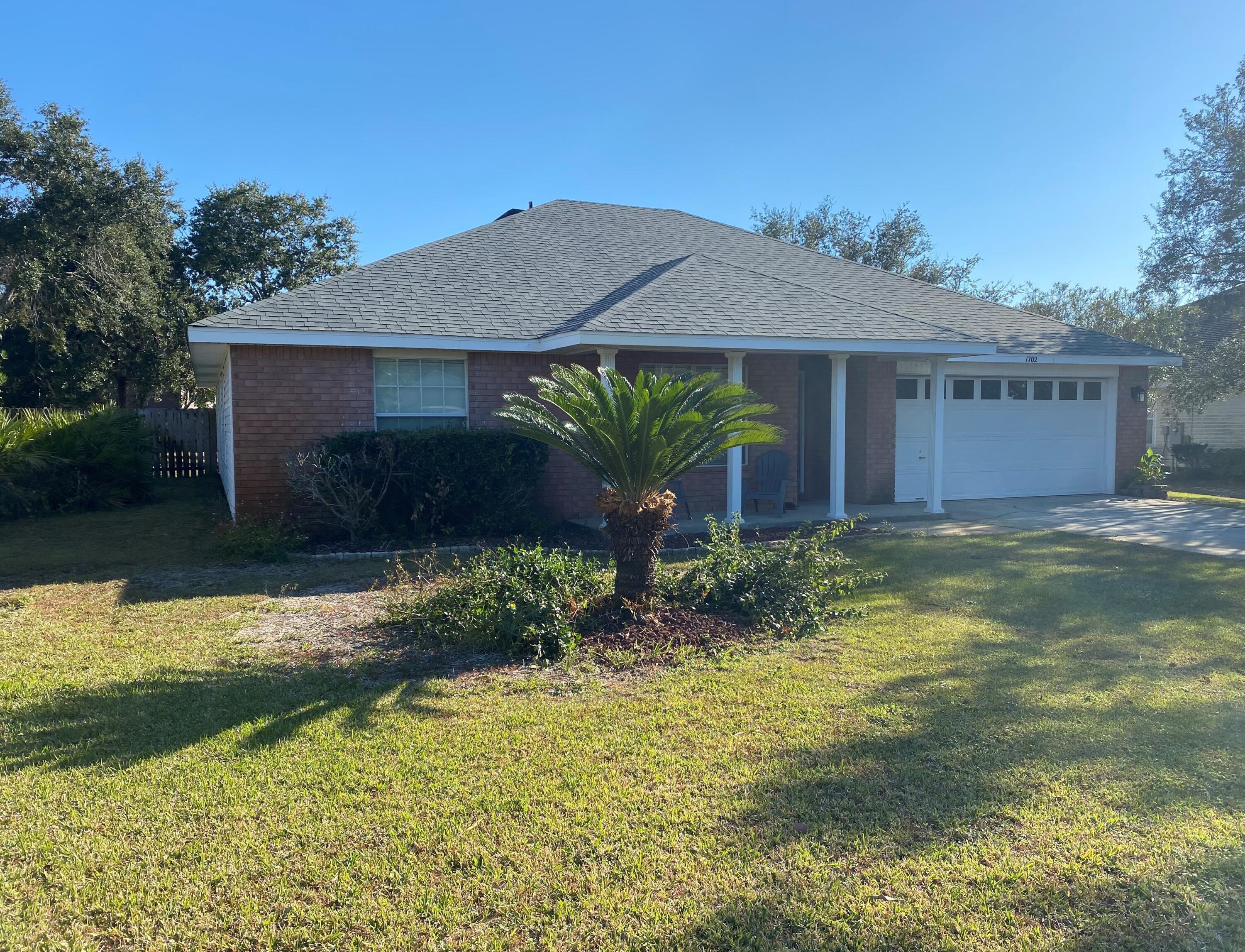 LIGHTHOUSE POINTE - Residential