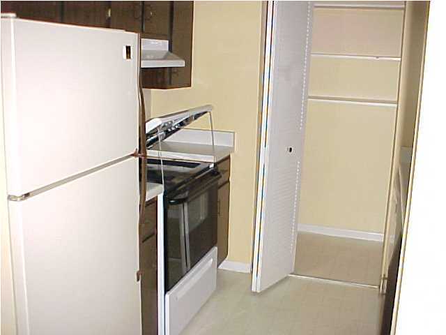 CEDARS CONDO - Residential