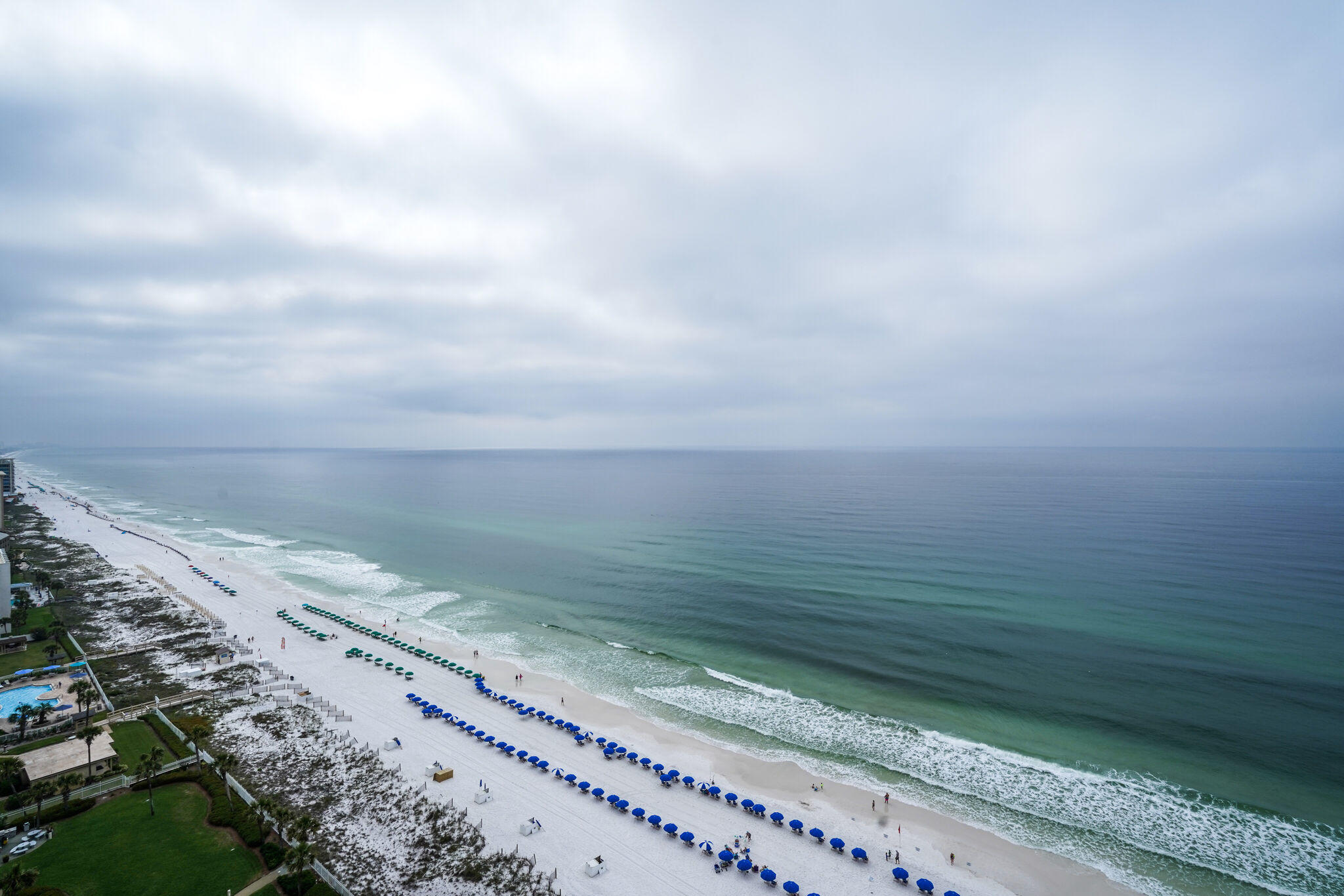 SILVER BEACH TOWERS - Residential