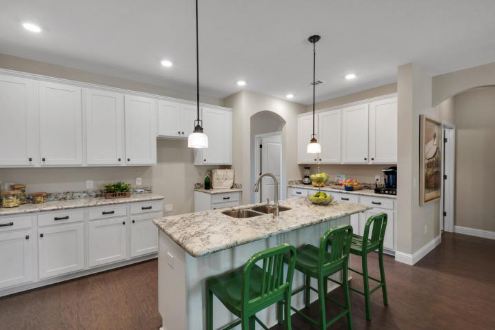 HAMMOCK BAY - Residential