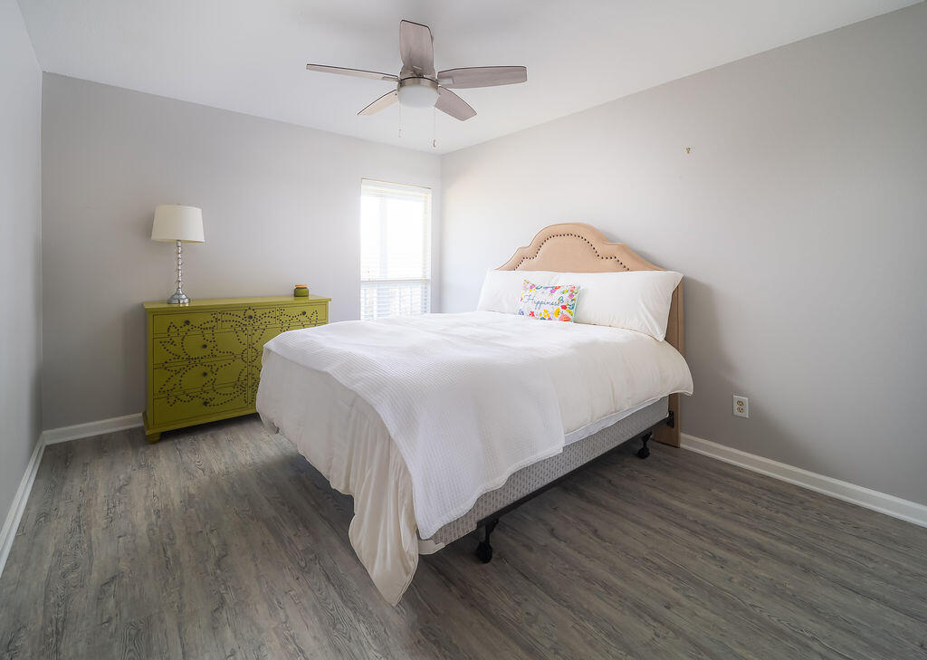 SOUNDWIND CONDO - Residential
