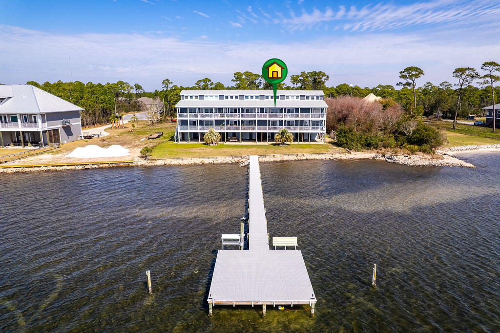 SOUNDWIND CONDO - Residential