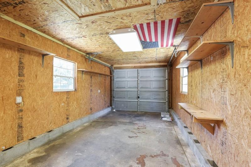 QUIET OAKS S/D - Residential