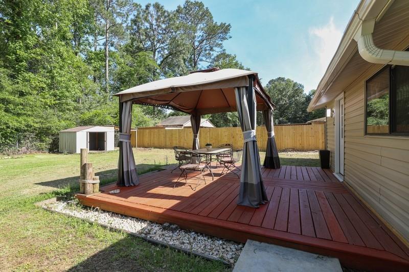 QUIET OAKS S/D - Residential