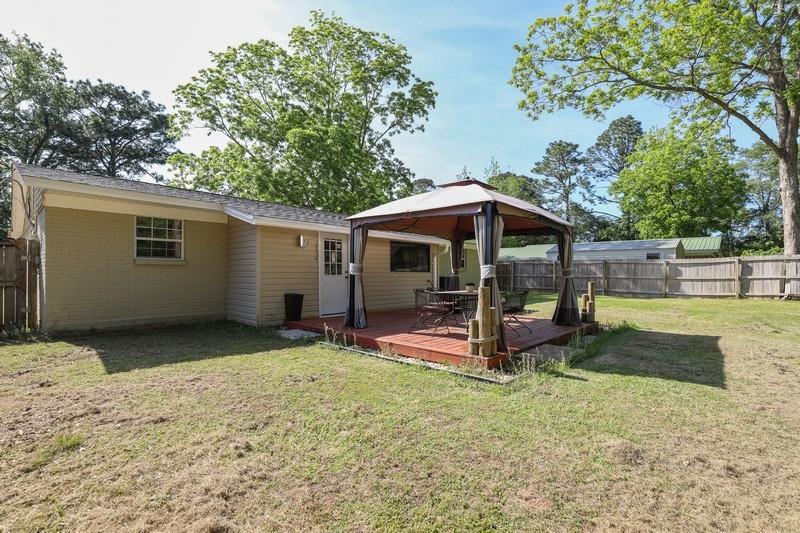 QUIET OAKS S/D - Residential