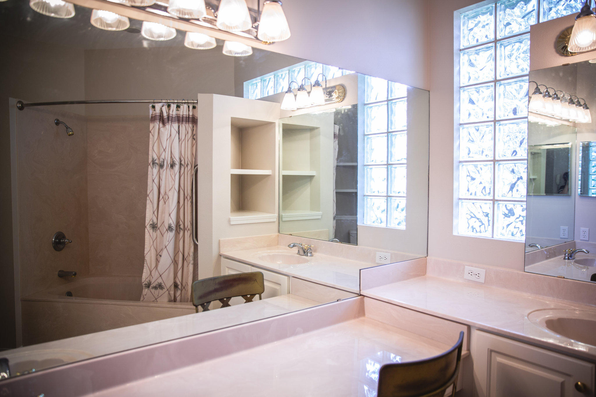 DANA POINTE - Residential