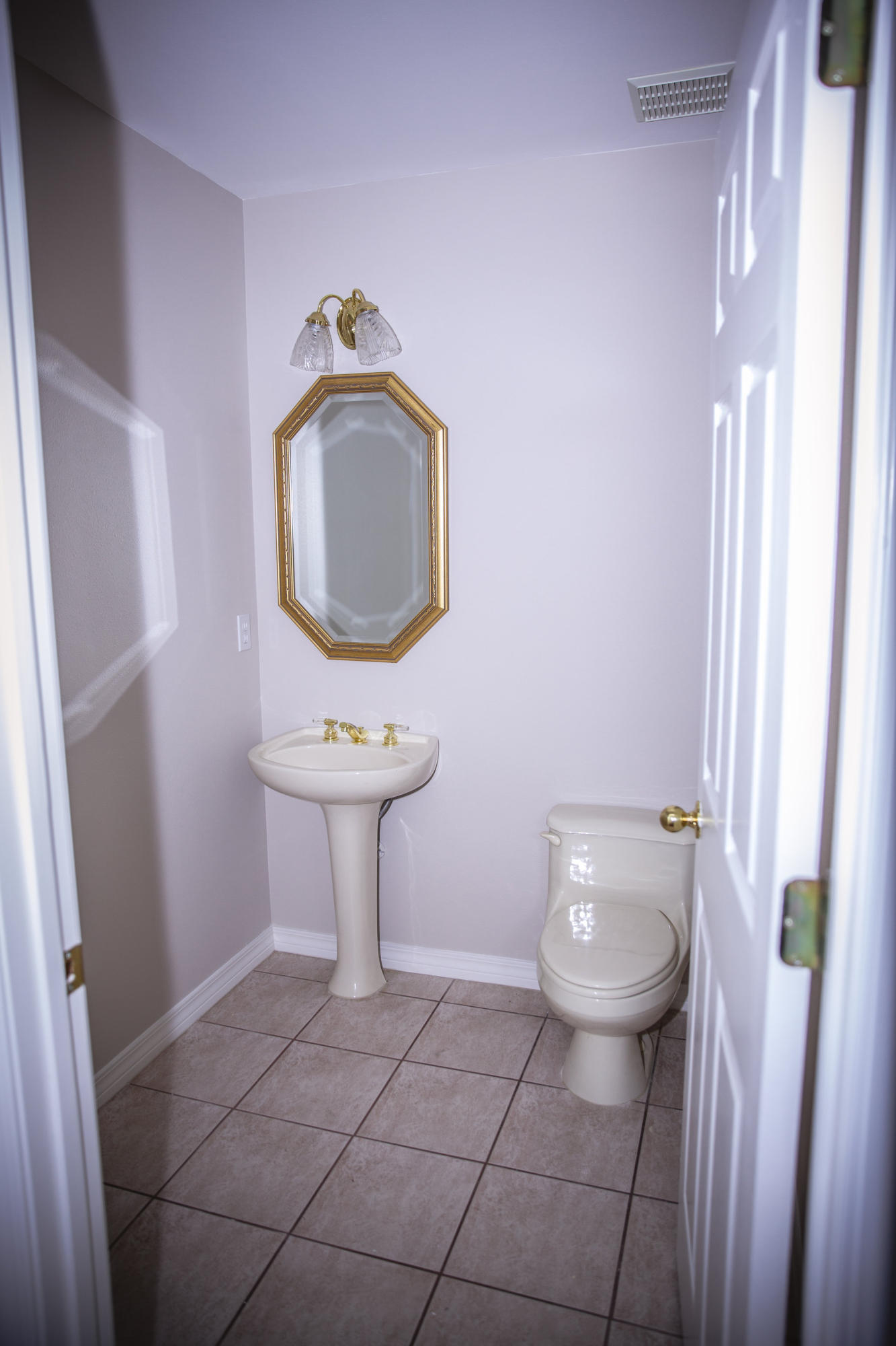 DANA POINTE - Residential