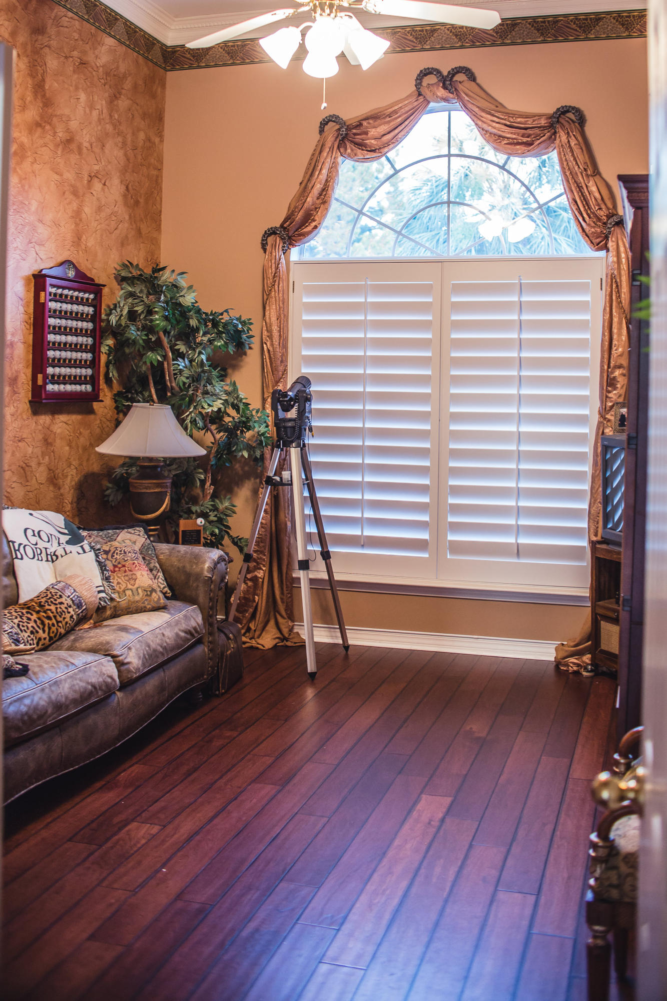 DANA POINTE - Residential