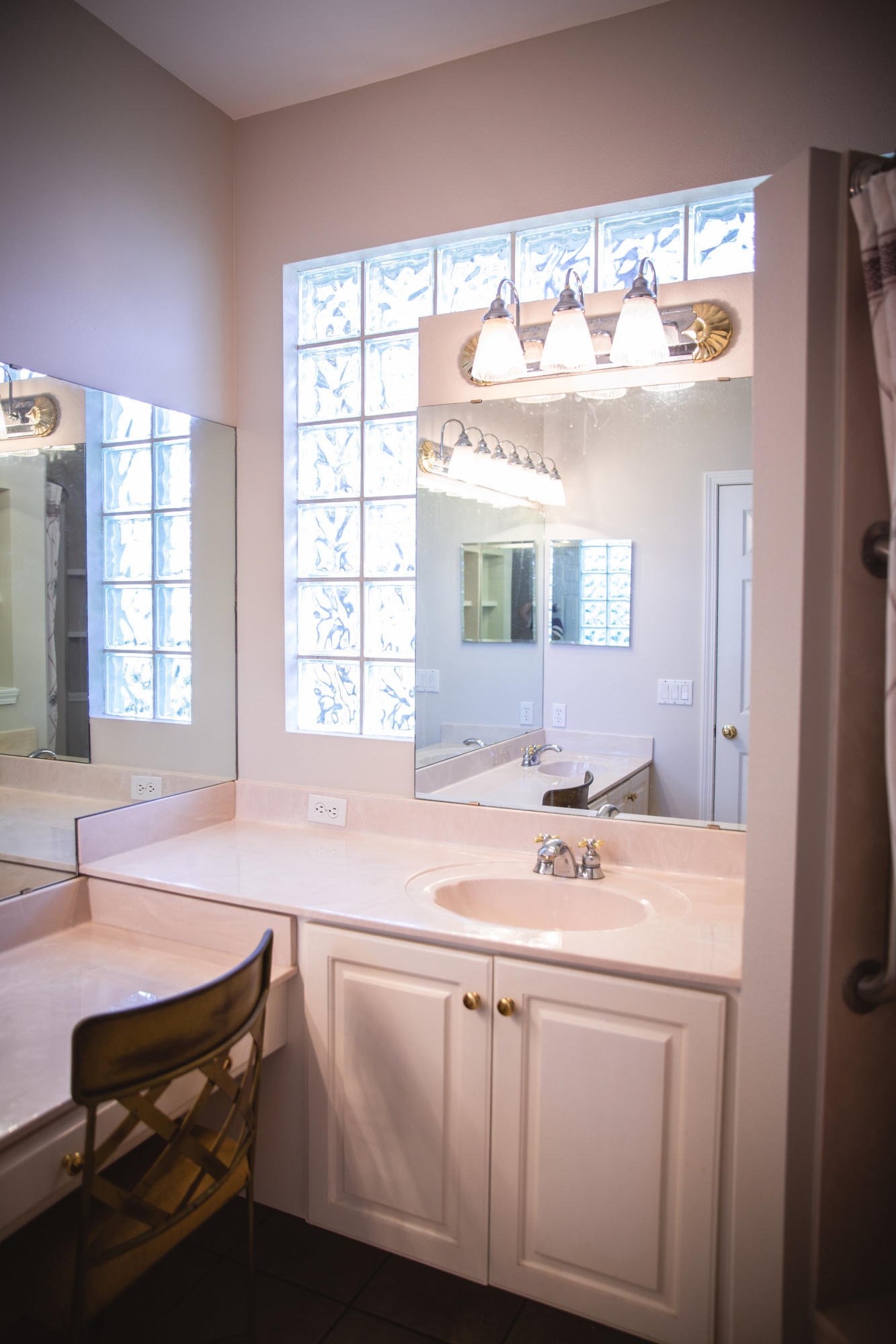 DANA POINTE - Residential