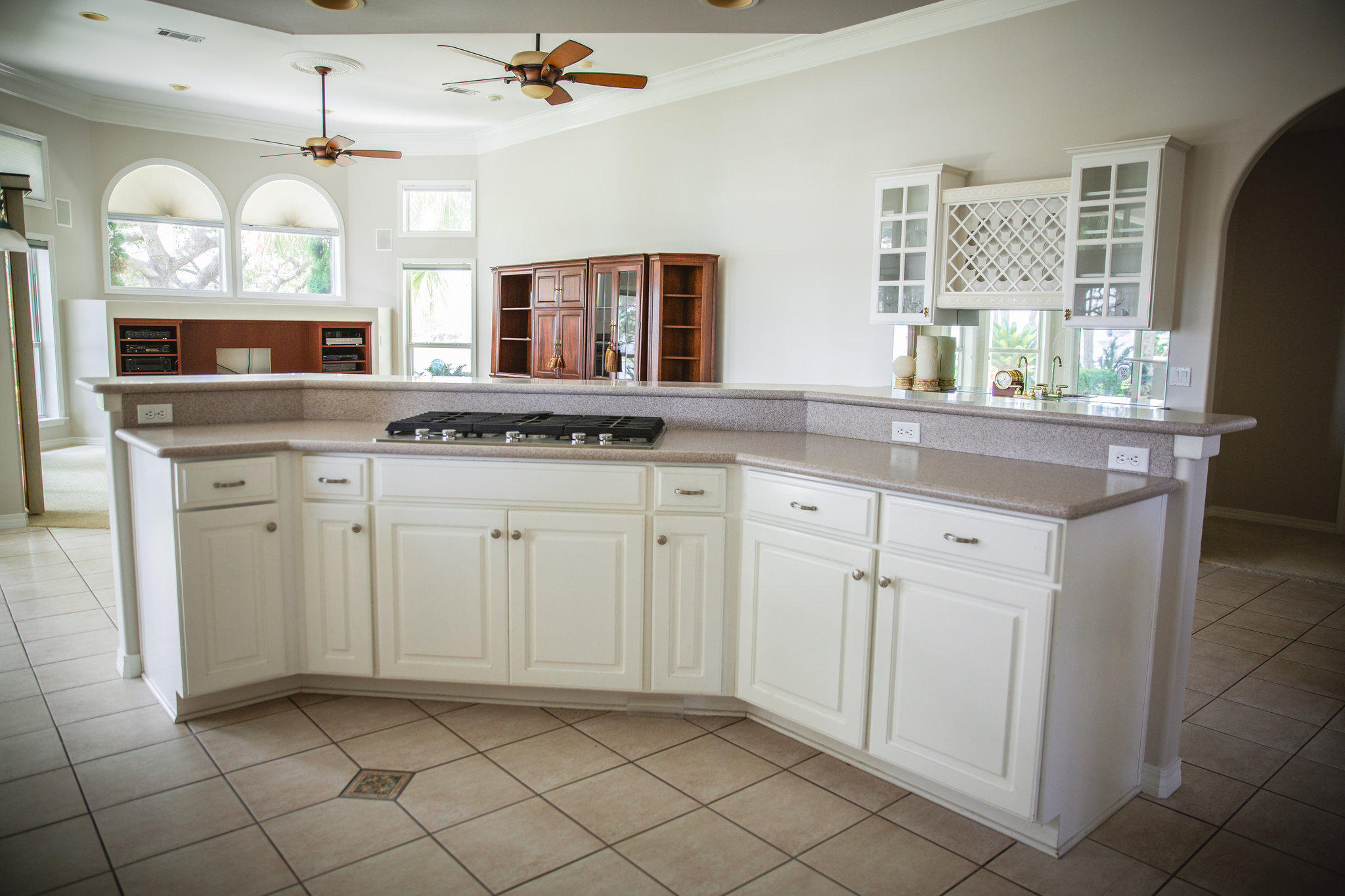 DANA POINTE - Residential