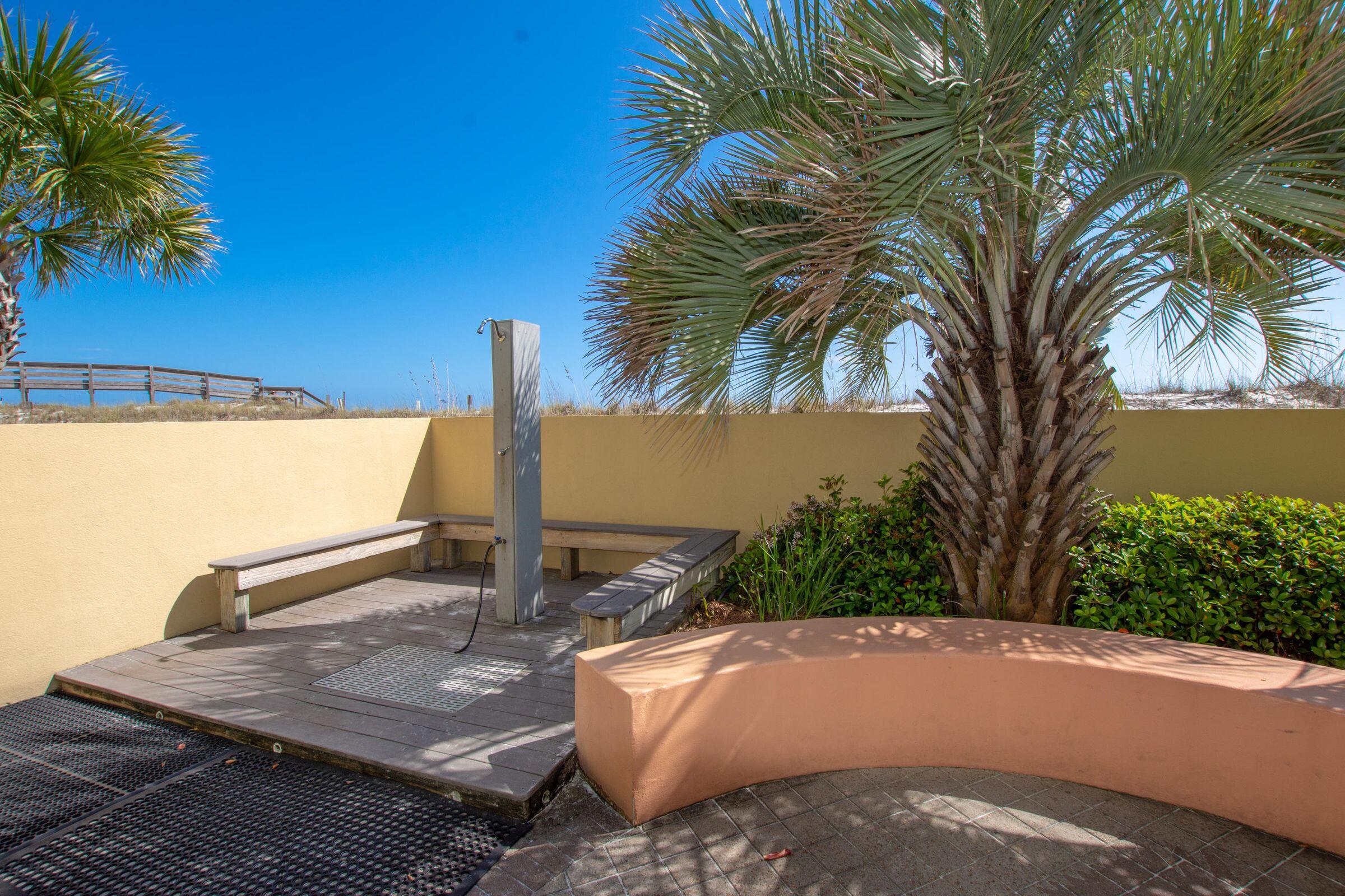 PELICAN ISLE - Residential