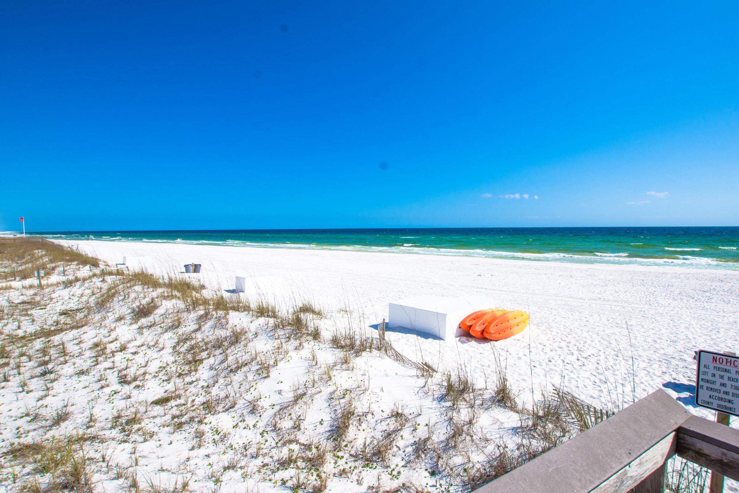 PELICAN ISLE - Residential